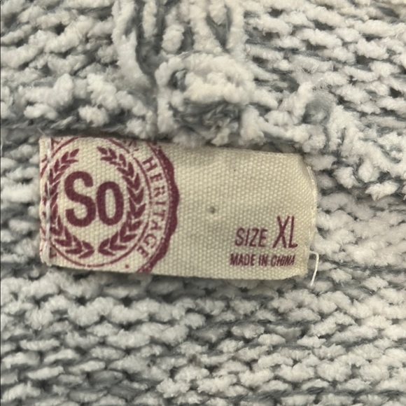 SO Women's Gray Cable Knit Sweater - Picture 8 of 10